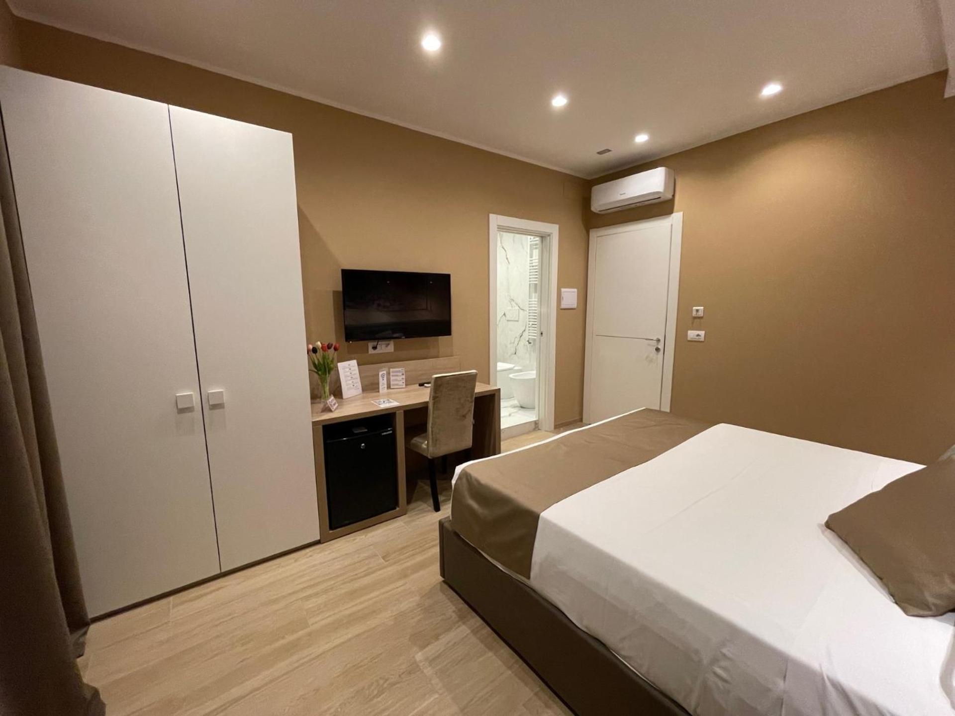 Martini Suite 2 Bari Exterior photo